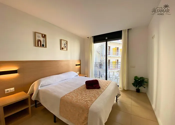 Cozy With Parking & Swimming Pool *