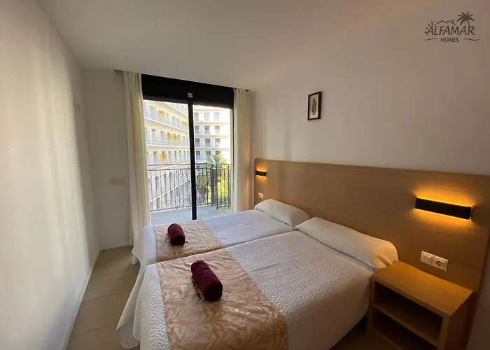 Cozy With Parking & Swimming Pool Appartement Lloret de Mar